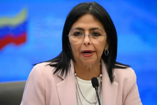 Delcy Rodríguez fue proclamada presidenta interina