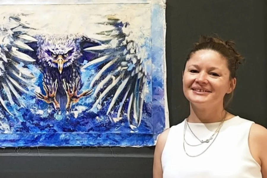La artista riojana y su obra.