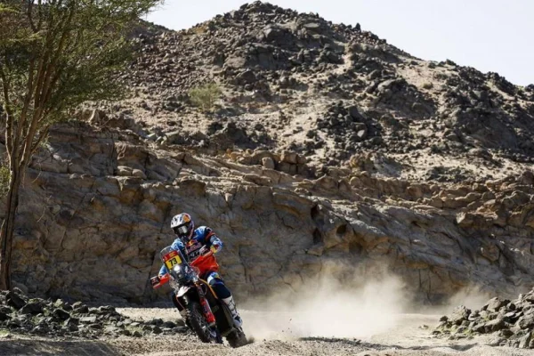 Dakar 2026: El joven Canet tomó la punta y no la suelta, Luciano Benavides es 5°