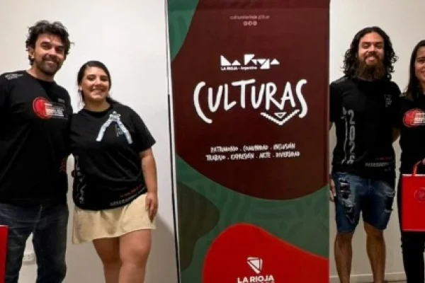 Resaltan a bailarines riojanos