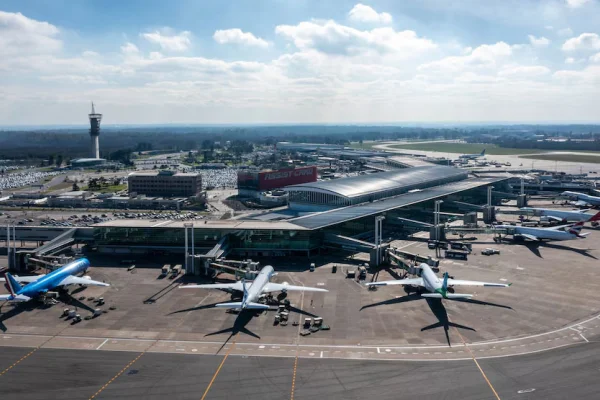 Mañana cerrará el Aeropuerto de Ezeiza por casi cuatro horas: los motivos y cuántos vuelos estarán afectados