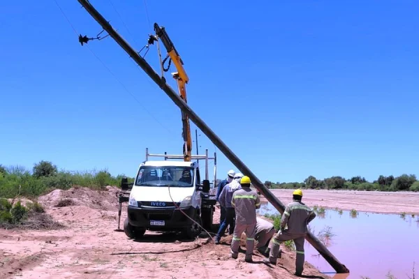 EDELaR informó el estado del servicio eléctrico tras el temporal