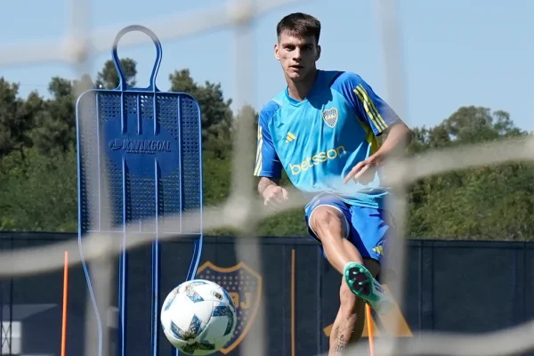 Deportivo Alavés elevó una oferta a Boca por Kevin Zenón