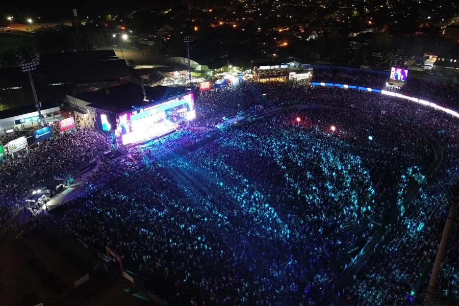 Sobre el festival. En su 60&deg; edici&oacute;n, la decisi&oacute;n de los organizadores es tirar la casa por la ventana y tener a los mejores exponentes posibles.