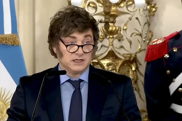 Javier Milei agradeció a todos los que luchan contra los incendios en la Patagonia