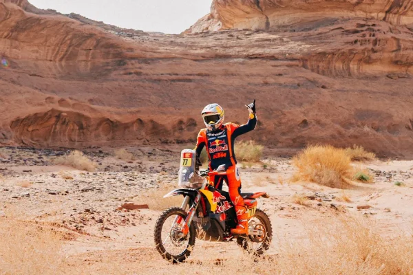 Benavides lidera el Dakar: gran jornada argentina en Arabia Saudita
