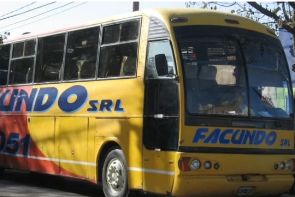 La empresa de transporte Facundo se declaró en crisis