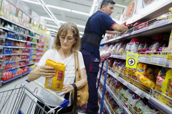 La inflación de diciembre fue de 2,8% y acumuló 31,5% en 2025