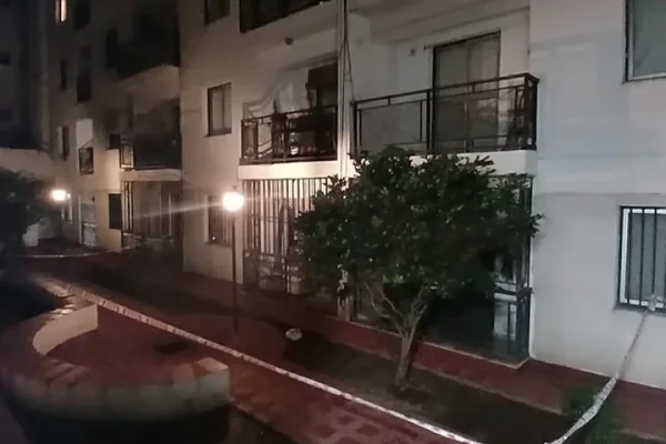 Córdoba: entró a robar una casa y tiró a la víctima por el balcón