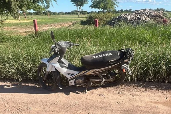 Motociclista cayó de su moto y sufrió fractura de tibia