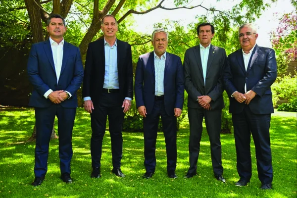 Nación dialoga con gobernadores para avanzar con la reforma laboral