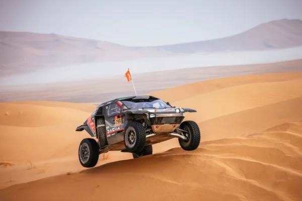 Nasser Al Attiyah y un triunfo que puede ser letal: se impuso en Autos y estiró la diferencia