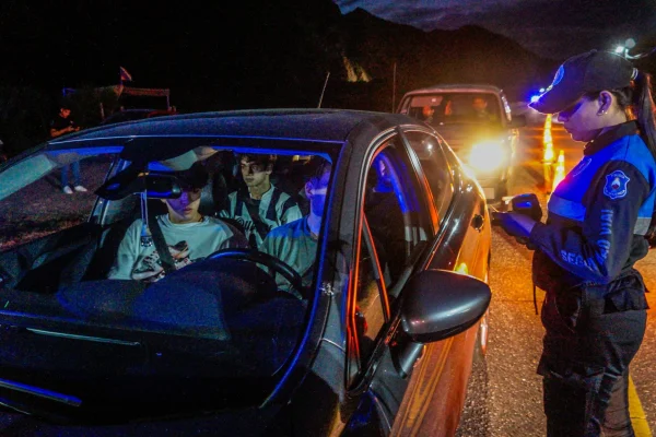 La noche chayera dejó 24 autos retenidos por alcoholemia