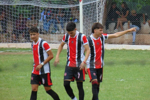 Triunfos para Chacarita e Independiente en otra fecha del Torneo en Sañogasta