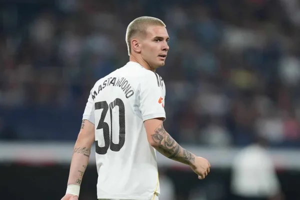 Inter puso sus ojos en Mastantuono tras los silbidos en el Bernabéu