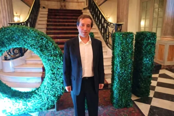 El empresario acusado de corrupción de menores presentó 13 cautelares para armar un bozal a la prensa