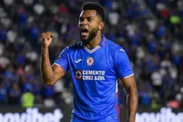 Borja se cansó de esperar y descartó su llegada a Cruz Azul