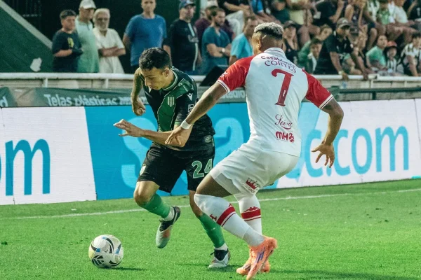 Huracán rescató un empate sobre el final ante Banfield