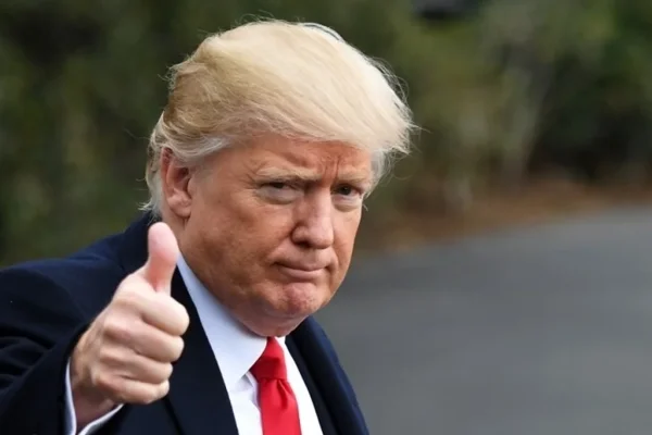 Trump no se disculpará con los Obama tras el video racista