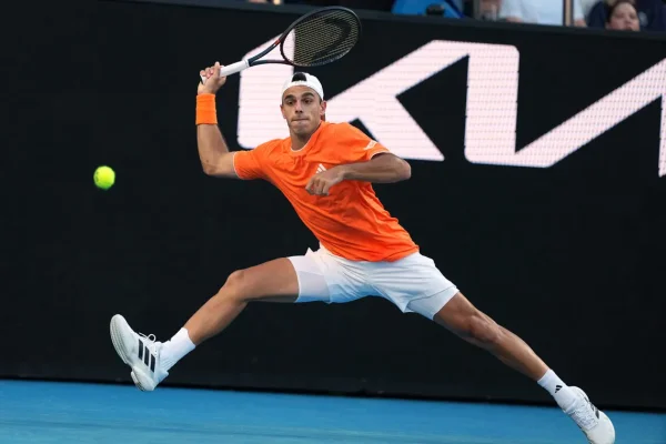 Francisco Cerúndolo jugó un partido perfecto y está en octavos de Australia