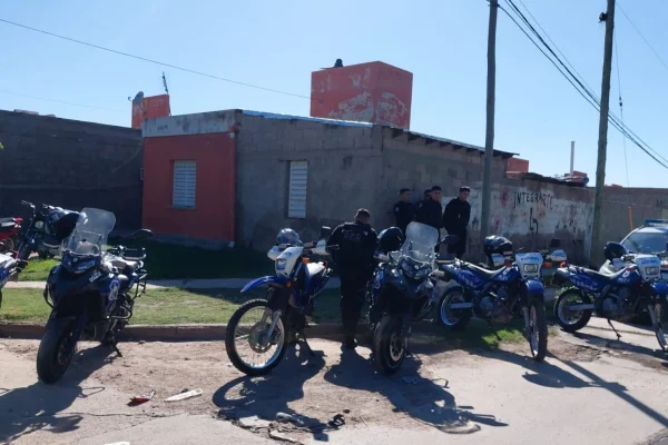 Realizaron allanamientos por narcomenudeo en la Capital