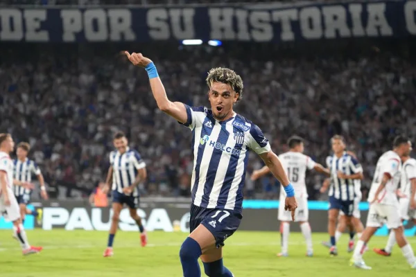 Talleres venció a Newell's en un debut soñado en el Kempes