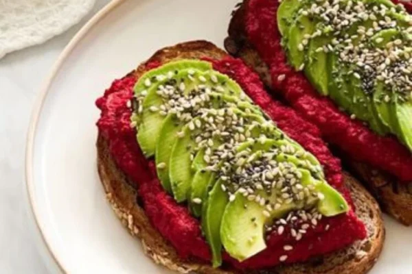 Tostadas francesas rosas: una receta con remolacha