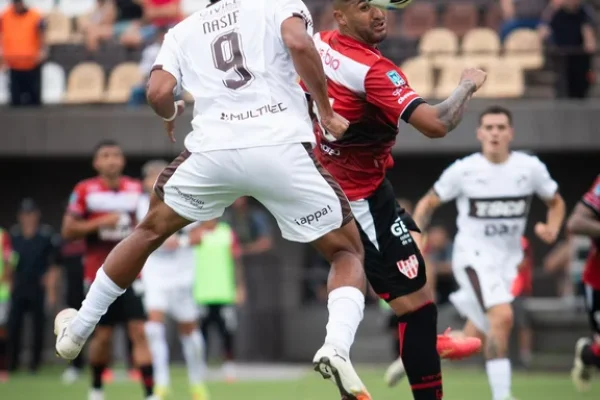 Platense derrotó a Instituto por 2-1 y lidera la zona A