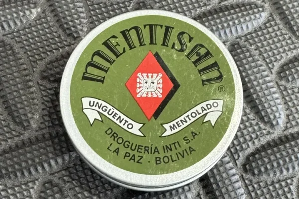 ANMAT prohíbe el uso, distribución y comercialización de una pomada mentolada