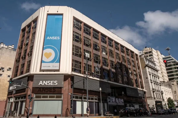 ANSES oficializó el aumento de las Asignaciones familiares para febrero