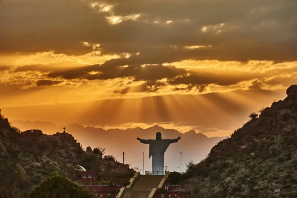 Articulan acciones para mejorar el Cristo del Portezuelo