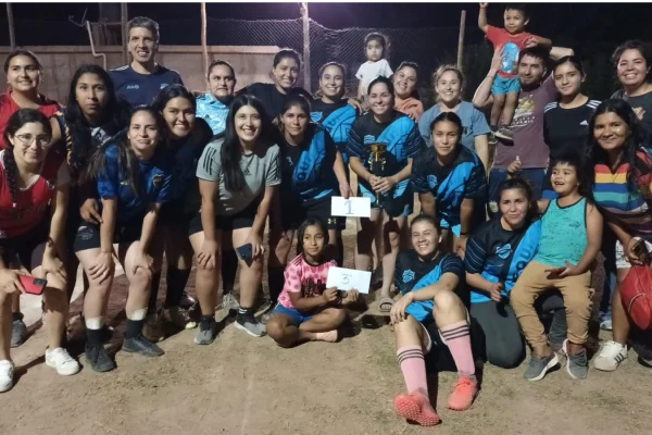 El Barrial se consagró campeón del fútbol femenino tras una gran final
