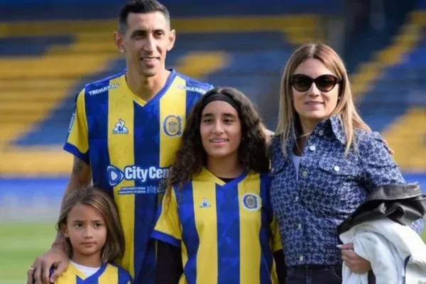 El explosivo posteo de Jorgelina Cardoso tras los silbidos a Di María en la cancha de Racing