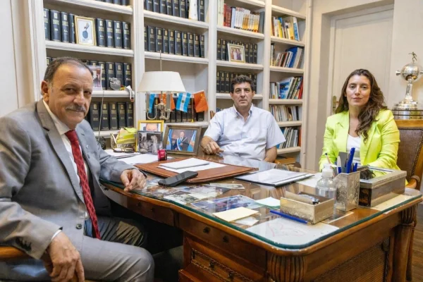 Quintela y senadores riojanos rechazan la reforma laboral