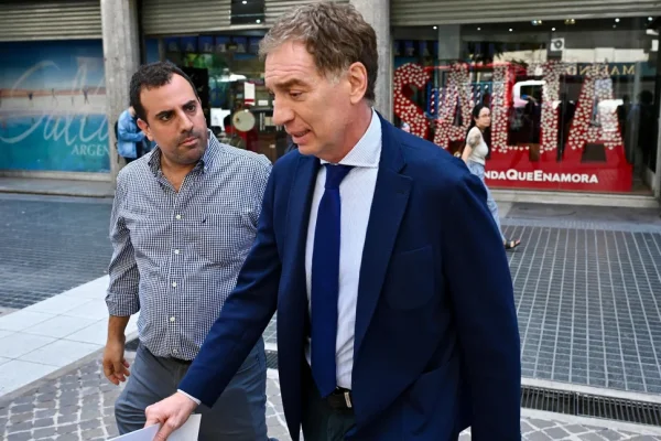 Diego Santilli viaja este viernes a Corrientes para sumar el apoyo de Valdés a la reforma laboral de Milei