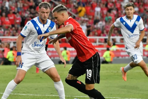 Independiente y Vélez empataron y siguen invictos en el campeonato.
