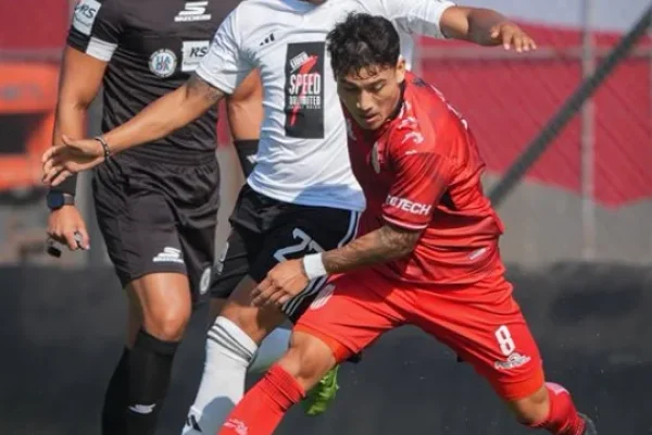 Polémico empate entre Barracas Central y Deportivo Riestra en el Torneo Apertura