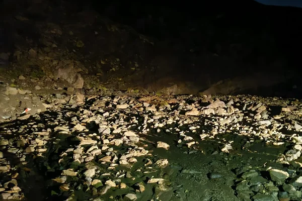 Derrumbe en la Ruta Nacional 150 interrumpe el tránsito hacia La Rioja