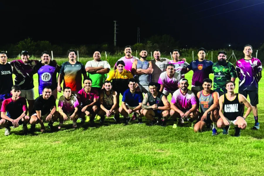 El plantel de CRAR entrena en su predio.