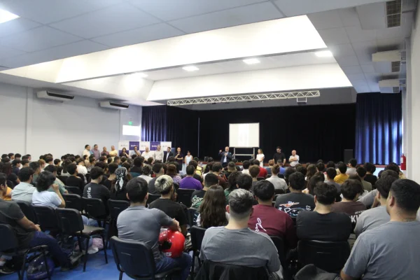 Comenzó el Seminario de Ingeniería en UTN