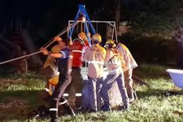 Dramático rescate en Córdoba: un hombre se lanzó dentro un aljibe para salvar a su hija