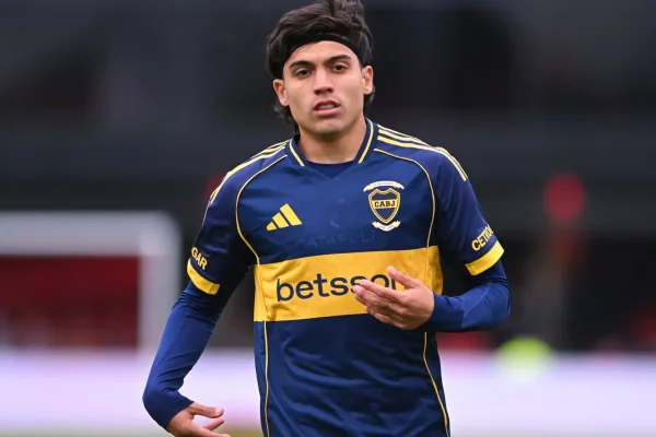 Preocupación en Boca: el Changuito Zeballos se lesionó y no pudo terminar la práctica