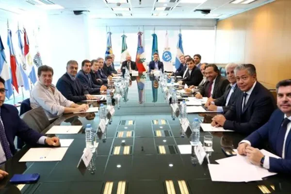 Se suspendió la cumbre de gobernadores por la reforma laboral