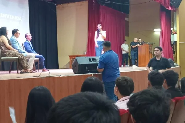 Cerca de 1100 estudiantes ingresaron al Departamento de Aplicadas en la UNLaR