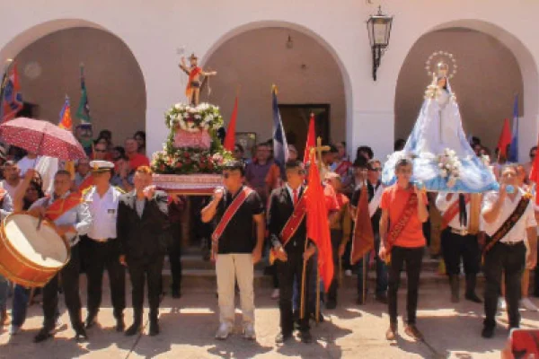 San Sebastián y la Virgen de la Candelaria convocaron multitud