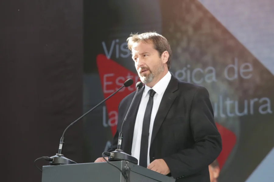 Fabian Ruggeri, titular de ACOVI, tomar&aacute; el cargo a Mario Gonz&aacute;lez en la presidencia de la COVIAR. Estar&aacute; hasta 2029.