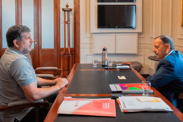 El gobernador Quintela recibió al diputado Bordagaray
