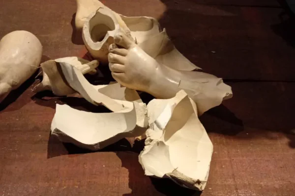 Vandalizaron la Plaza del Pesebre en Chamical: dañaron imágenes