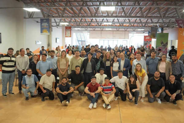 Entregaron los premios de la Rifa Estudiantil Provincial