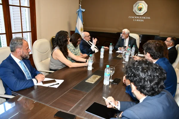 Evaluaron el funcionamiento de la justicia local